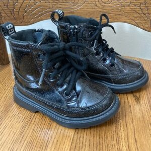 Uggs toddler Girl Size 8 Black Glitter Robley Lace Up Rubber Boots Fall Winter